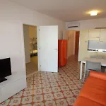 Apartment Bright Flat Near The *