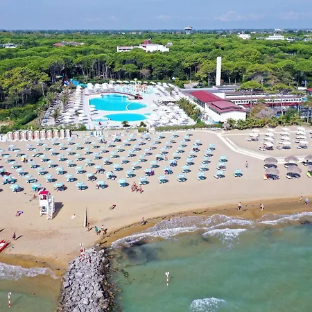 Bright Flat Near The Lignano Sabbiadoro